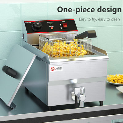 Macchina per friggere elettrica con costruzione in acciaio inossidabile 310*570*390mm Dimensione imballaggio
